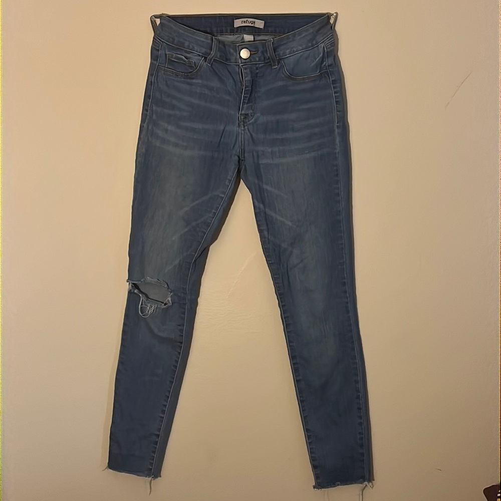 Refuge ripped jeans